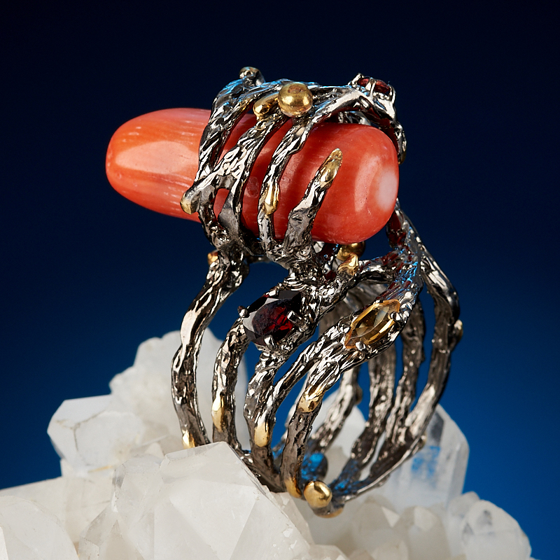 

Кольцо коралл оранжевый (серебро 925 пр. позолота, родир. черн.) (регулируемый) размер 17,5