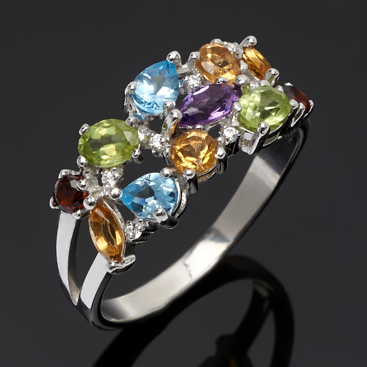 

Кольцо микс аметист, гранат, раухтопаз (серебро 925 пр. родир. бел.) огранка размер 18