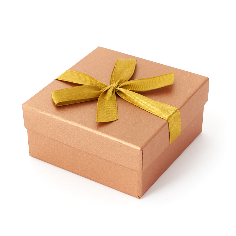 Подарочная упаковка (картон) под комплект (кольцо, серьги, кулон) (коробка) 85х85х40 мм