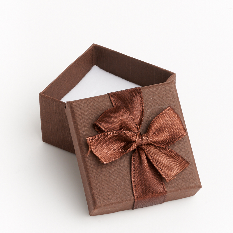 Подарочная упаковка (картон, текстиль) под кольцо/серьги (коробка) (коричневый) 40х40х30 мм