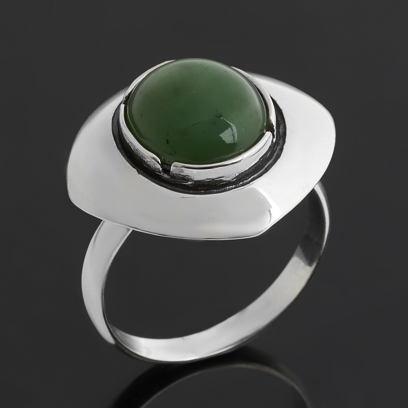 

Кольцо нефрит зеленый (серебро 925 пр. оксидир.) размер 18