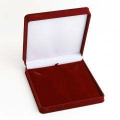 Подарочная упаковка (текстиль) под колье (футляр) (красный) 190х185х45 мм
