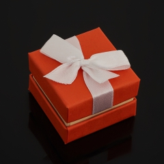 Подарочная упаковка (картон) под кольцо/серьги (коробка) (оранжевый) 45х45х30 мм
