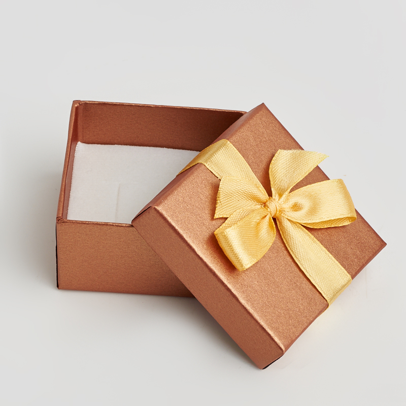 Подарочная упаковка (картон) под комплект (кольцо, серьги, кулон) (коробка) (микс) 55х55х35 мм
