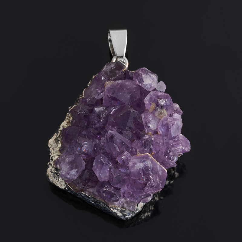 украшения из аметиста для мужчин.