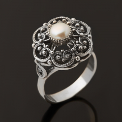 Кольцо жемчуг белый Гонконг (серебро 925 пр. оксидир.) размер 18,5