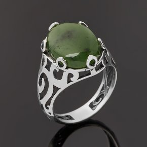 Кольцо нефрит зеленый Россия (серебро 925 пр. оксидир.) размер 17,5