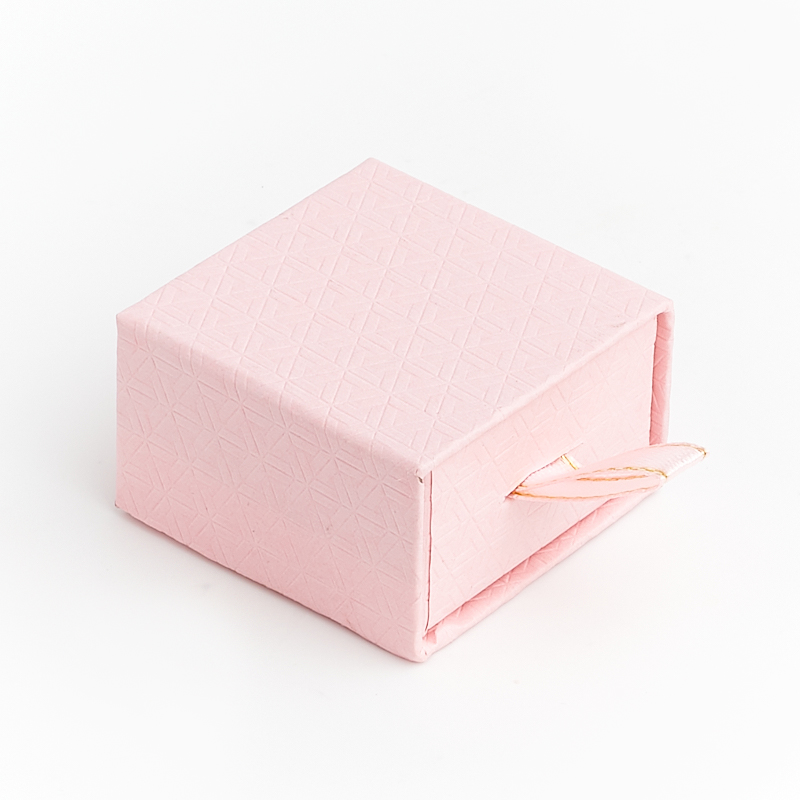 Подарочная упаковка (картон, текстиль) под кольцо/серьги (коробка) (розовый) 50х50х30 мм