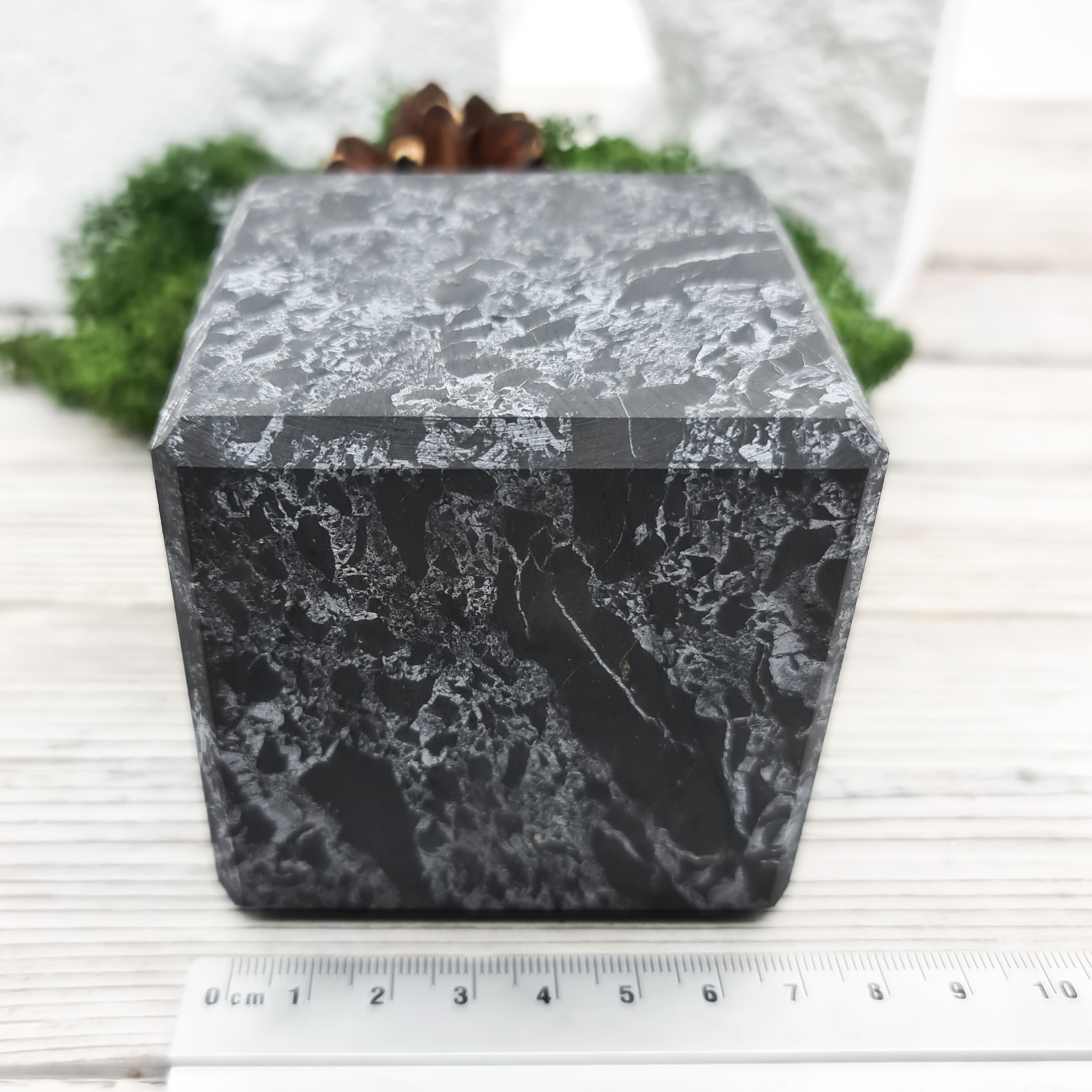 Куб шунгит с кварцем Россия (Максовский карьер) 7 см