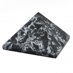 Пирамида шунгит с кварцем Россия (Максовский карьер) 7 см