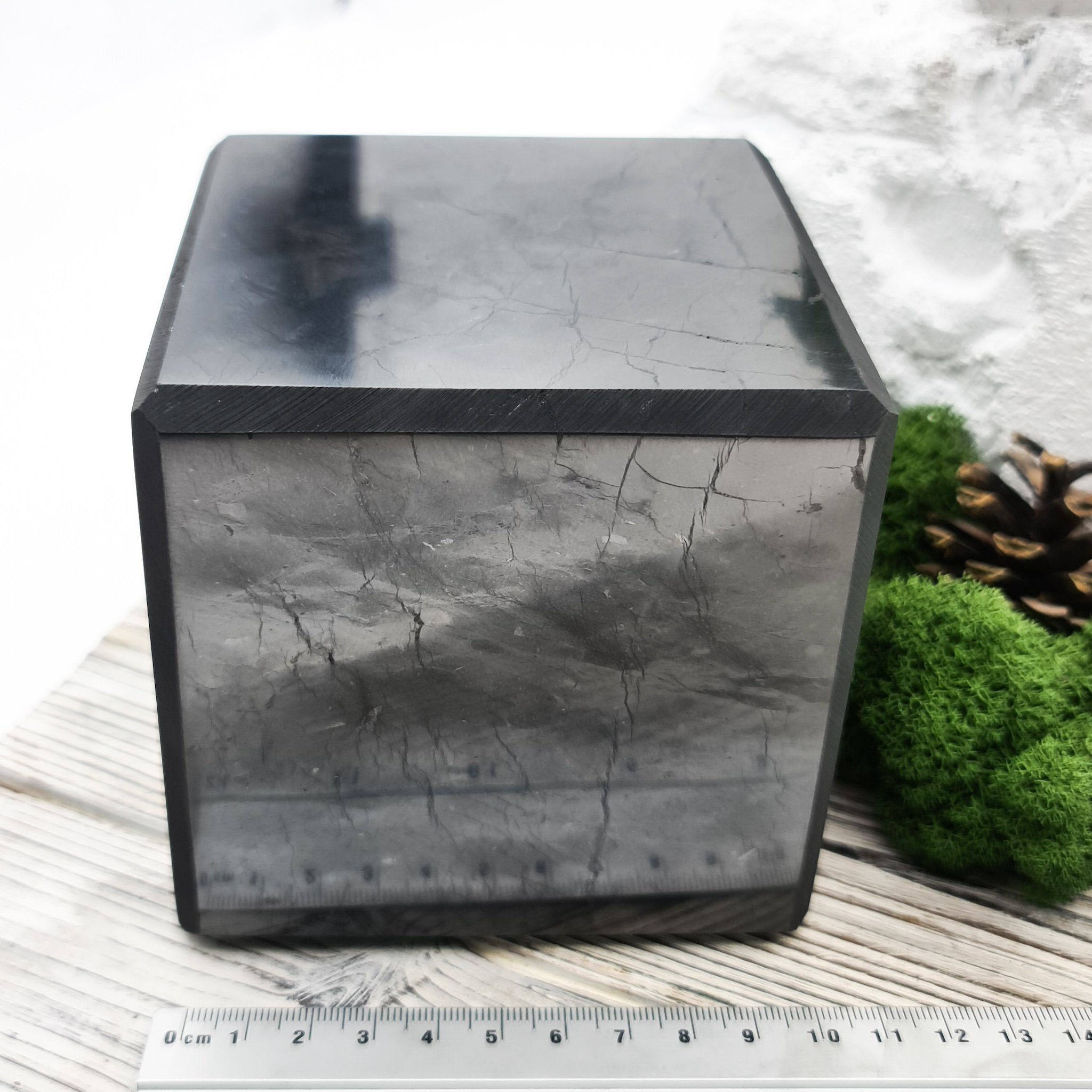 Куб Шунгит полированный 10 см