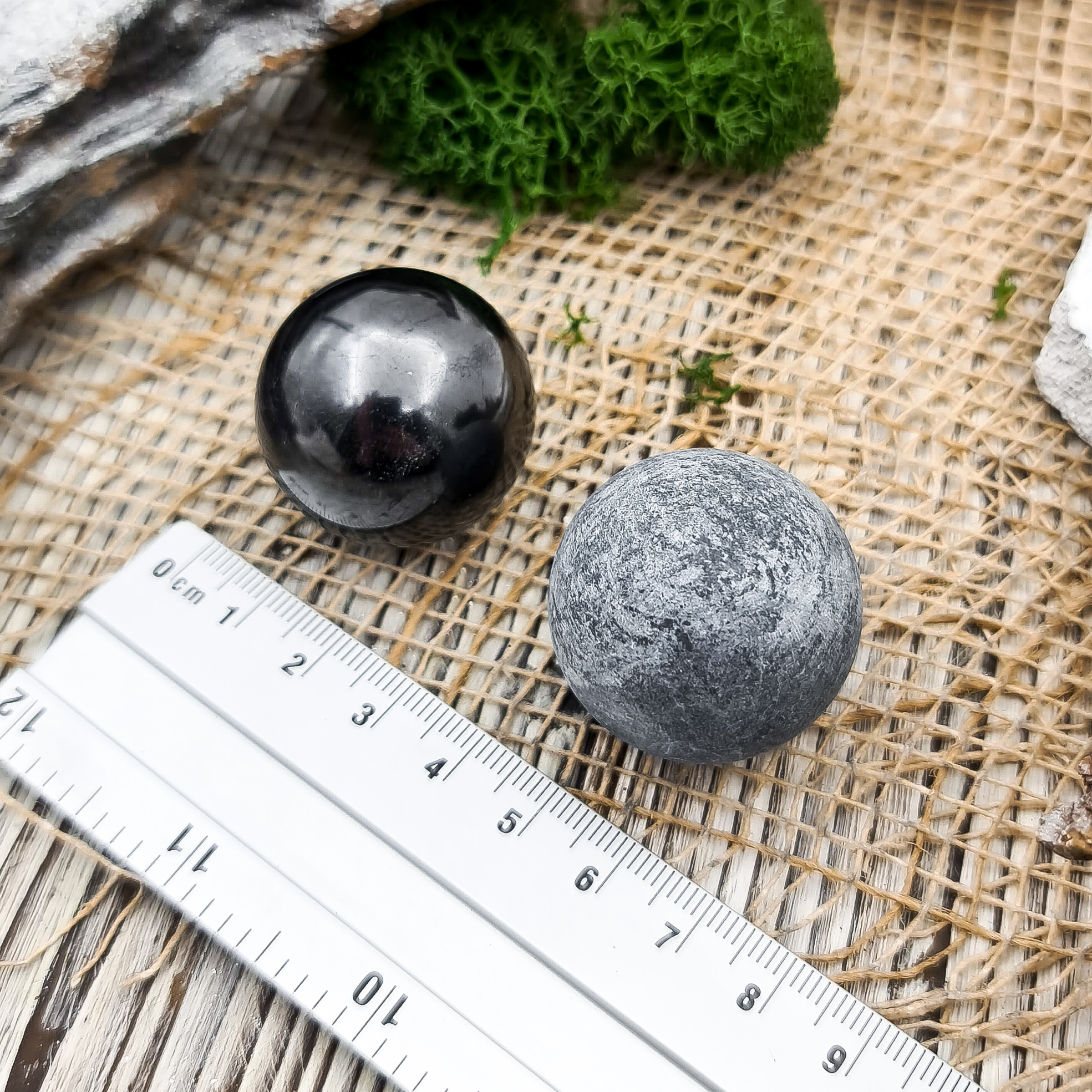 Гармонизаторы шары шунгит, талькохлорит 3 см