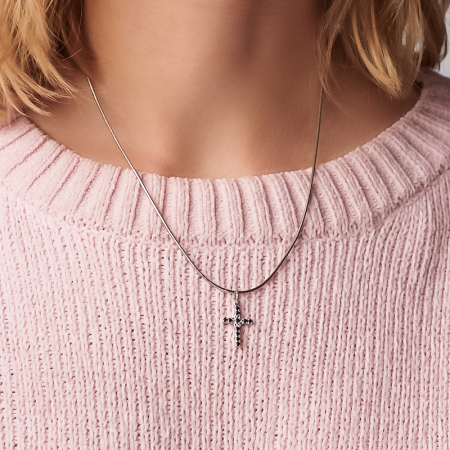 Купить кулоны с сапфиром по приемлемым ценам