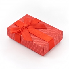 Подарочная упаковка (картон, текстиль) под комплект (цепь, кольцо, серьги) 80х50х20 мм
