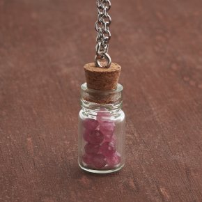Кулон турмалин розовый (рубеллит) Бразилия (биж. сплав, сталь хир., стекло) бутылочка огранка 2,5 см