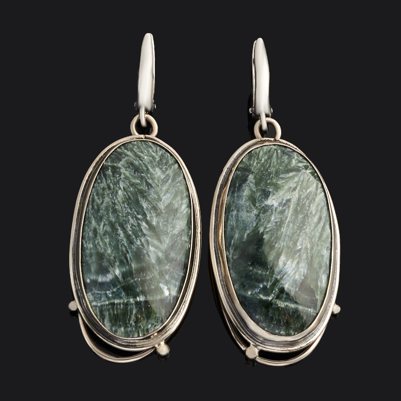 Серьги клинохлор (серафинит) Россия (биж. сплав, нейзильбер)