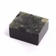 Шкатулка микс агат, долерит 7х5,5х3,5 см