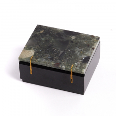 Шкатулка микс агат, долерит 7х5,5х3,5 см