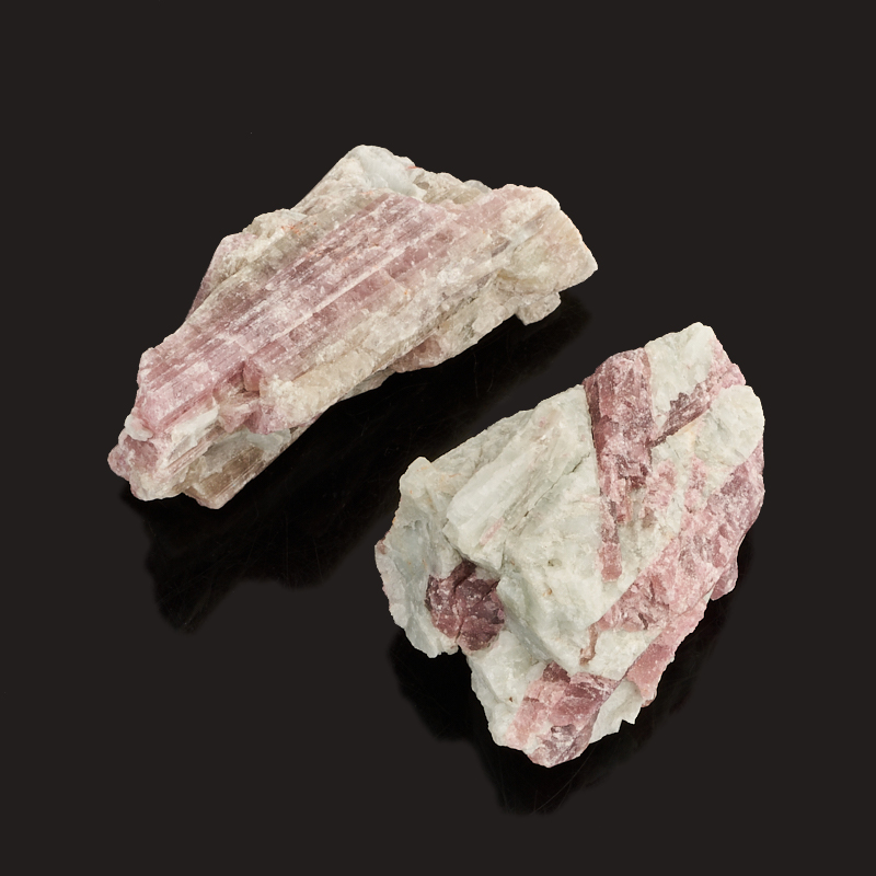 Образец турмалин розовый (рубеллит) Бразилия S (4-7 см) (1 шт)
