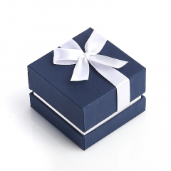 Подарочная упаковка (картон, текстиль) под комплект (кольцо, серьги, кулон) (коробка) (микс) 65х65х50 мм