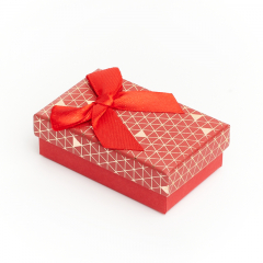 Подарочная упаковка  под комплект (цепь, кольцо, серьги) (коробка) (красный) 75х45х25 мм 