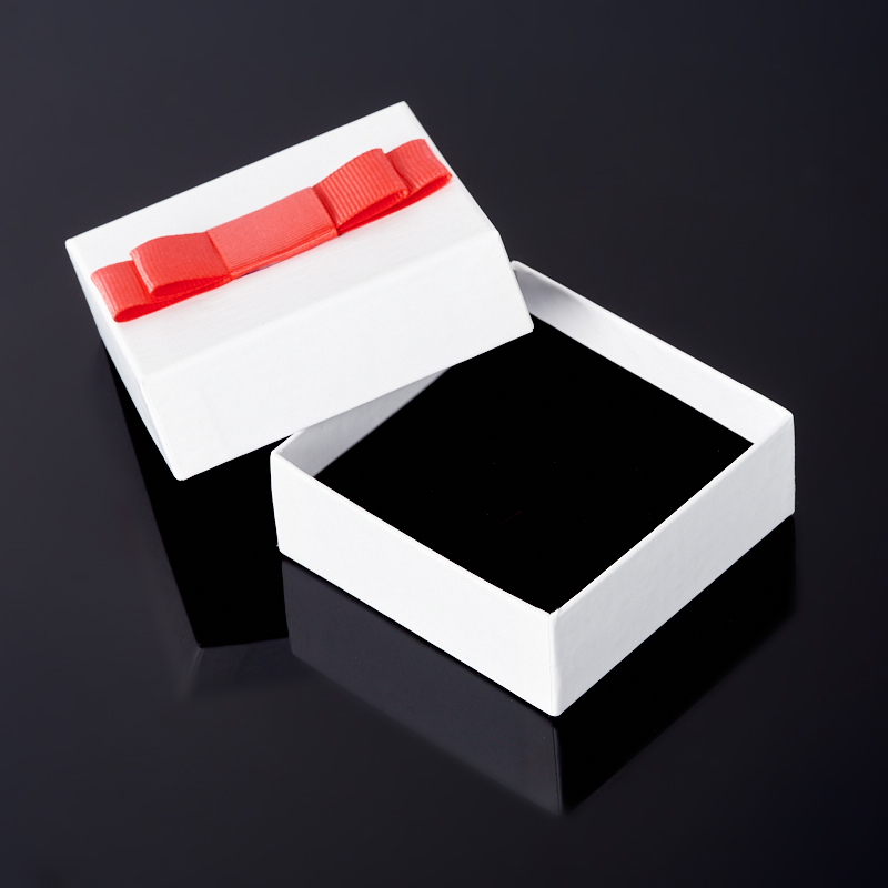 Подарочная упаковка (картон, текстиль) под комплект (кольцо, серьги, цепь, кулон) (коробка) (микс) 85х85х35 мм