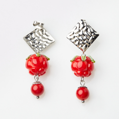 Серьги коралл красный Индонезия (сталь хир., стекло) пуссеты