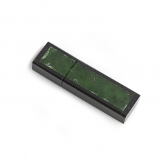 USB-флеш-накопитель микс долерит, нефрит 32 Гб 6,5 см