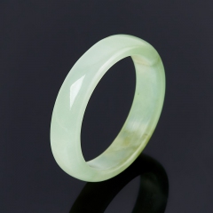Кольцо нефрит зеленый Россия (цельное) размер 20,5