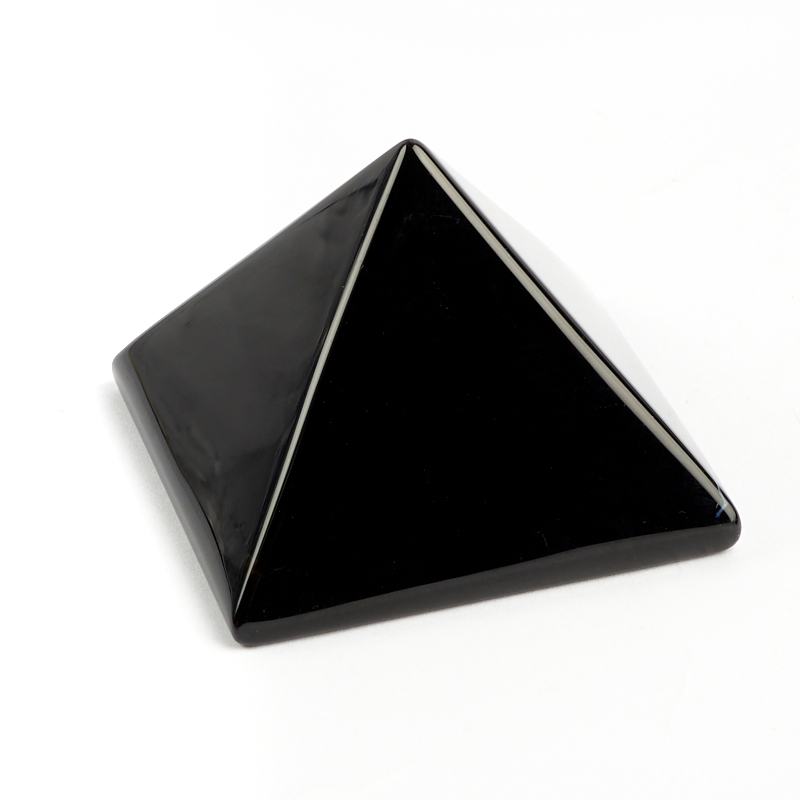 Пирамида агат черный Бразилия 4,5-5 см
