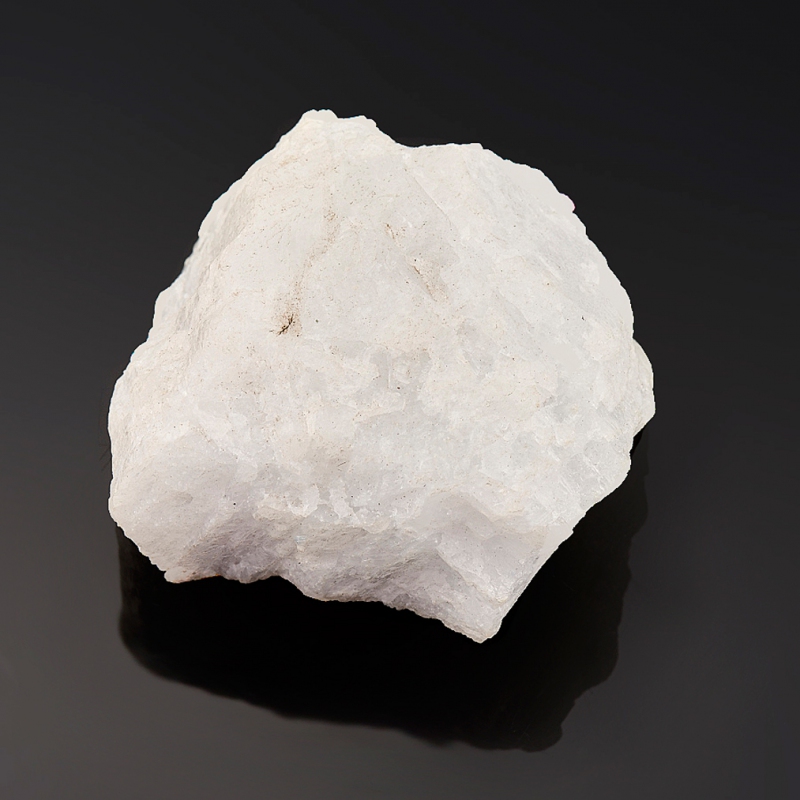 Кристаллически чистый. Srsio3 белый Кристалл. Мелкокристаллический кварц. Белый кварц камень. Альбид белый минерал.