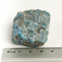 Образец апатит синий Бразилия S (4-7 см)