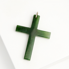 Кулон нефрит зеленый Россия (биж. сплав) крест 4,5 см