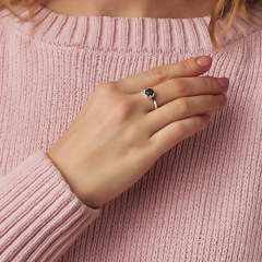 Кольцо лабрадор Мадагаскар (латунь посеребр.) размер 17,5