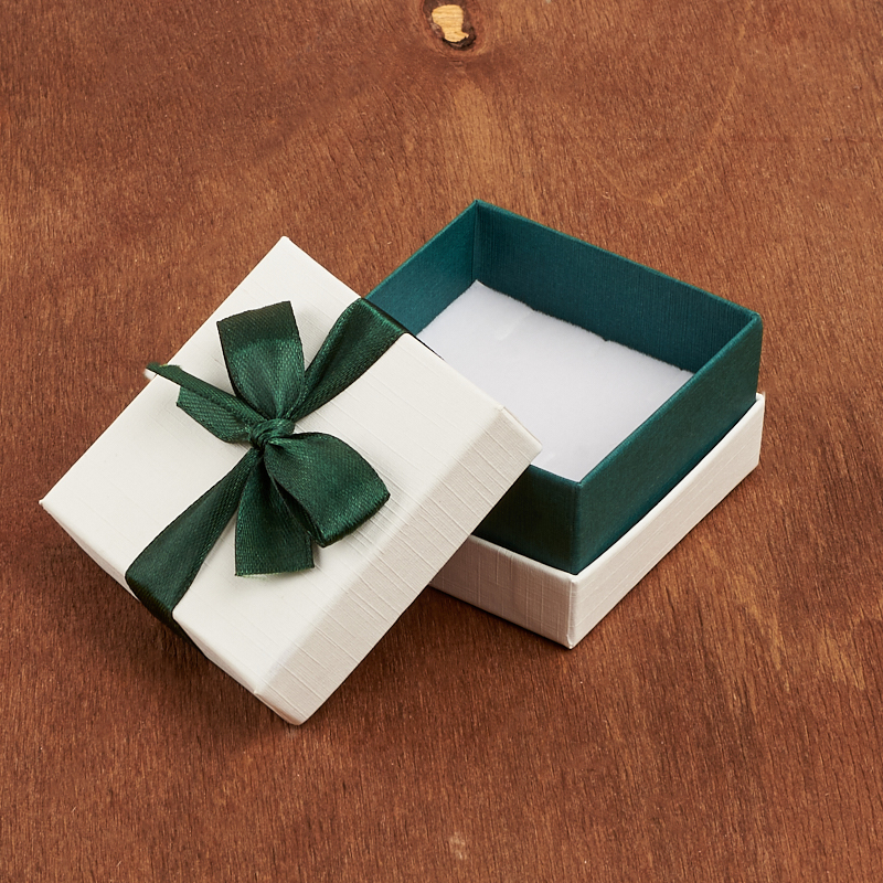 Подарочная упаковка (картон) под комплект (кольцо, серьги, кулон) (белый) 60х60х35 мм
