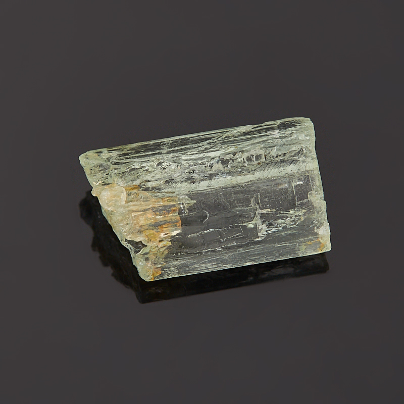 Кристалл берилл бесцветный (гошенит) Россия (0,5-1 см) (1 шт)