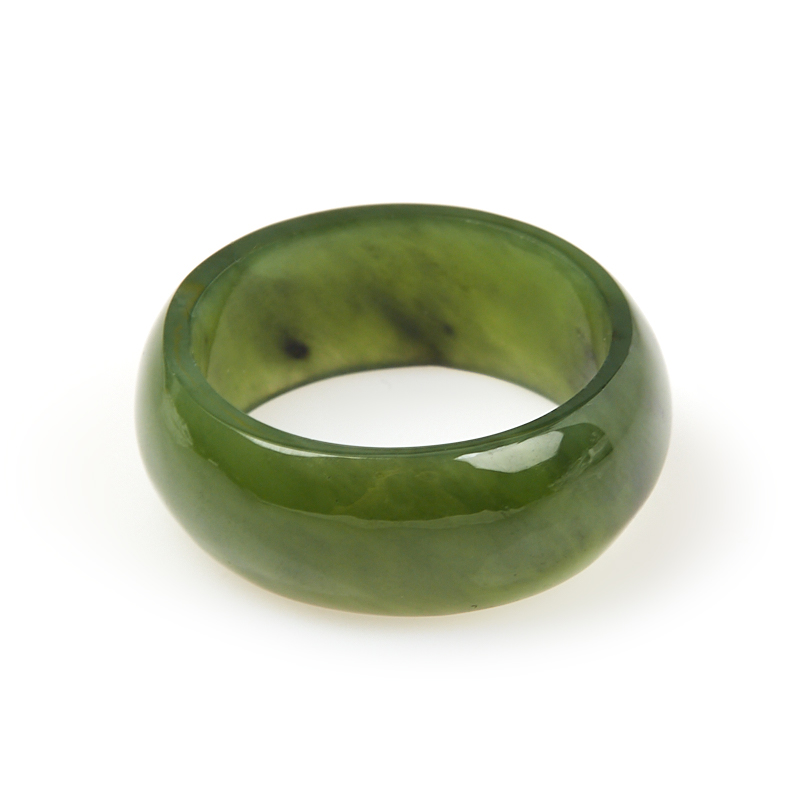 Кольцо нефрит зеленый Россия (цельное) размер 19,5