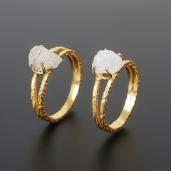 Кольцо лунный камень (адуляр) Индия (латунь позолота) размер 17,5