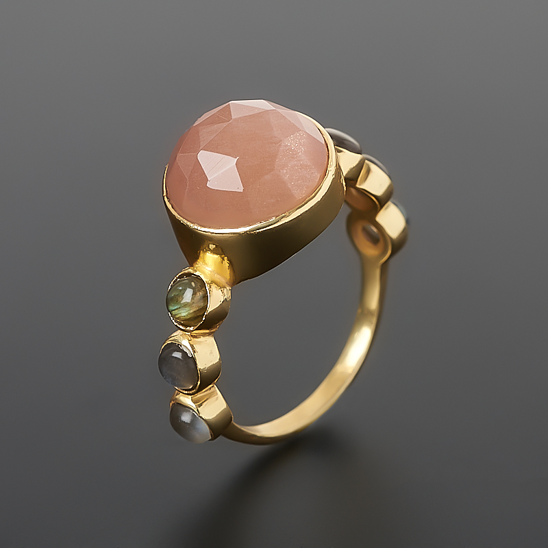 Кольцо солнечный камень Индия (латунь позолота) размер 16