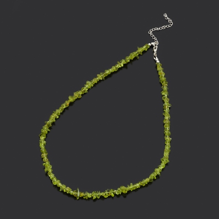 Купить бусы из хризолита по приемлемым ценам