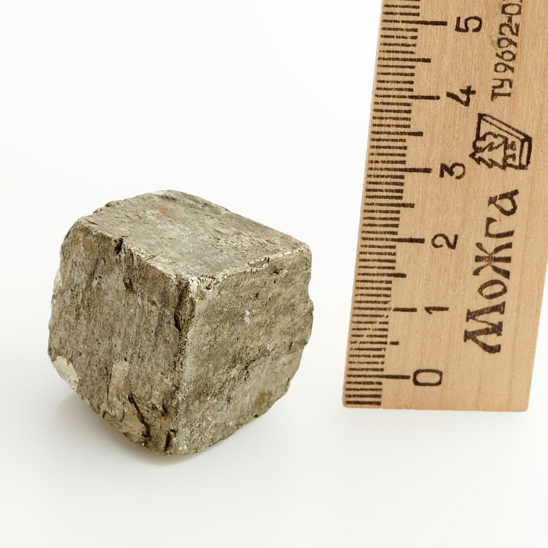 Кристалл пирит Перу (2,5-3 см)