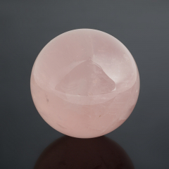 Шар розовый кварц Мадагаскар 3,5-4 см