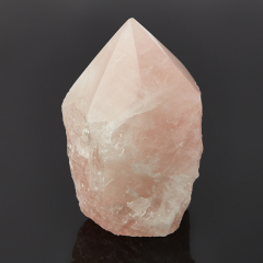 Кристалл розовый кварц Бразилия M (7-12 см)