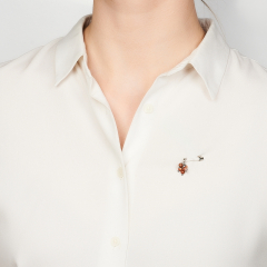 Брошь яшма красная ЮАР (биж. сплав, сталь хир.) (булавка)