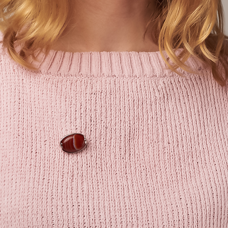 Брошь агат красный Бразилия (серебро 925 пр. родир. бел.)