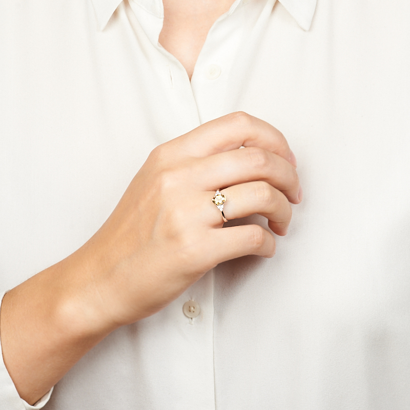 Кольцо цитрин Бразилия (серебро 925 пр. родир. бел.) огранка размер 17