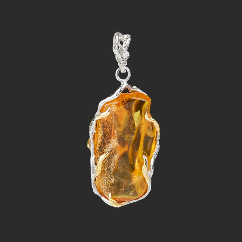 Кулон янтарь Россия (нейзильбер платинир., рутений) 6&nbsp;см