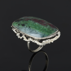 Кольцо корунд в цоизите (дублет) Бразилия (нейзильбер) размер 17,5