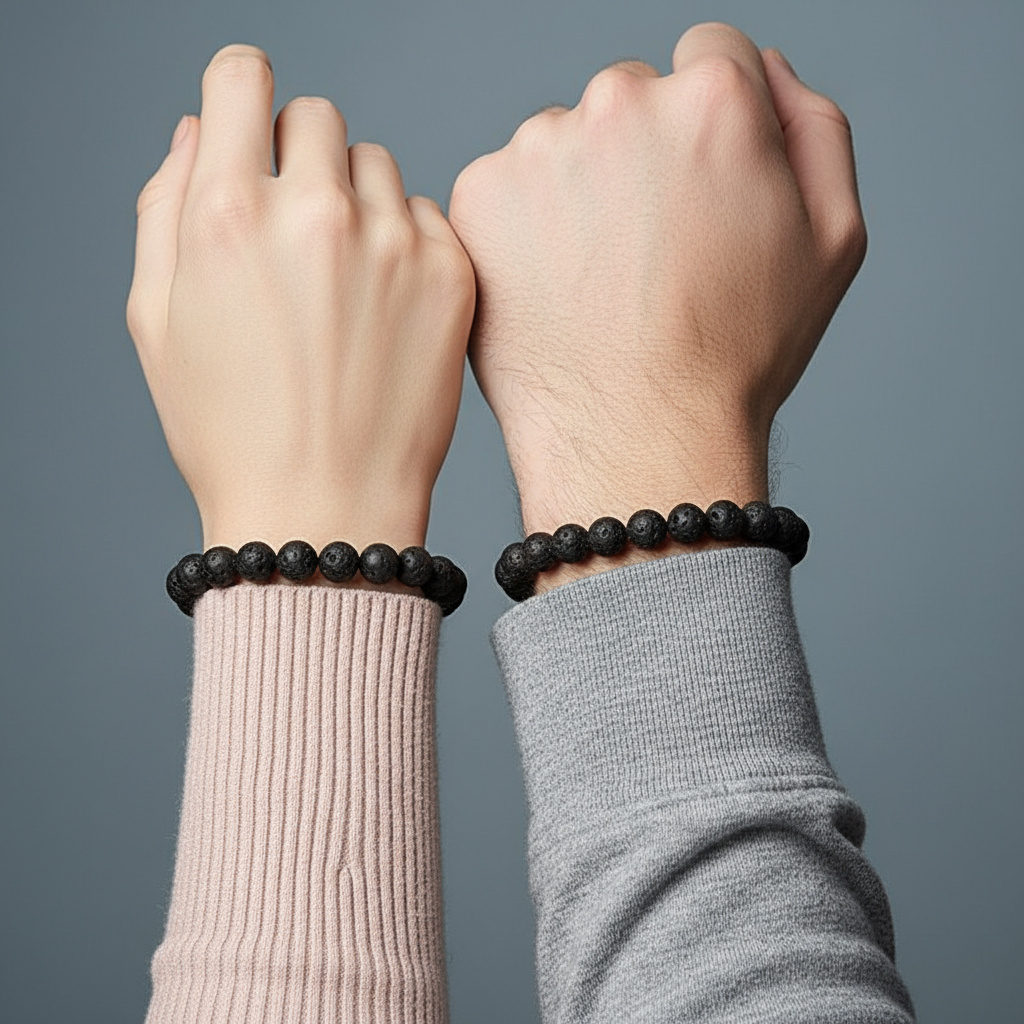 Браслет вулканическая лава Бразилия 10 мм 18 см