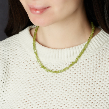 Купить бусы из хризолита по приемлемым ценам